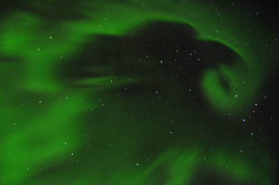 A Aurora Boreal faz desenhos nos céus de Healey, perto do Denali National Park, no Alaska